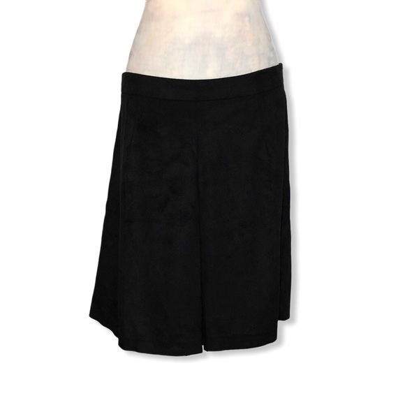 NWOT Mark Black Faux Suede Pleated Mini Skirt Avon - Picture 9 of 12